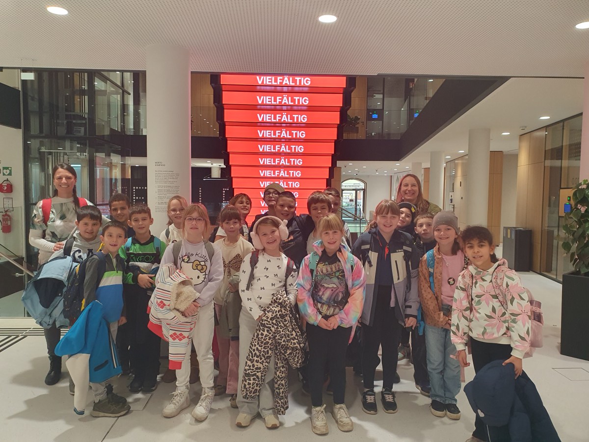 Ausflug zur Kärntner Sparkasse&nbsp;(3b)